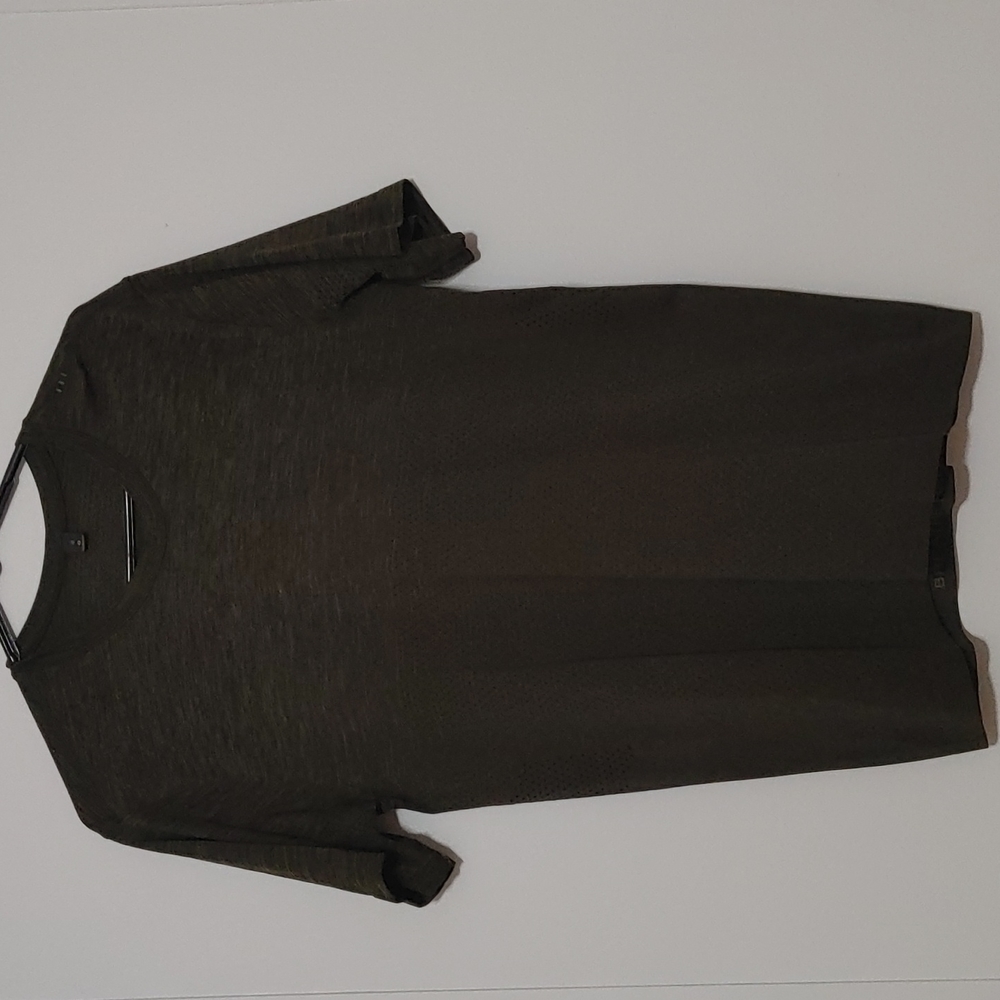 Lululemon DARK green tshirt